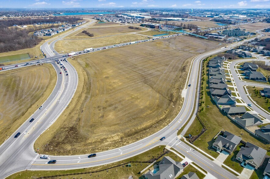 SW and NW corner of Home Rd and US-23 rd, Delaware, OH à vendre - Photo du bâtiment - Image 2 de 10