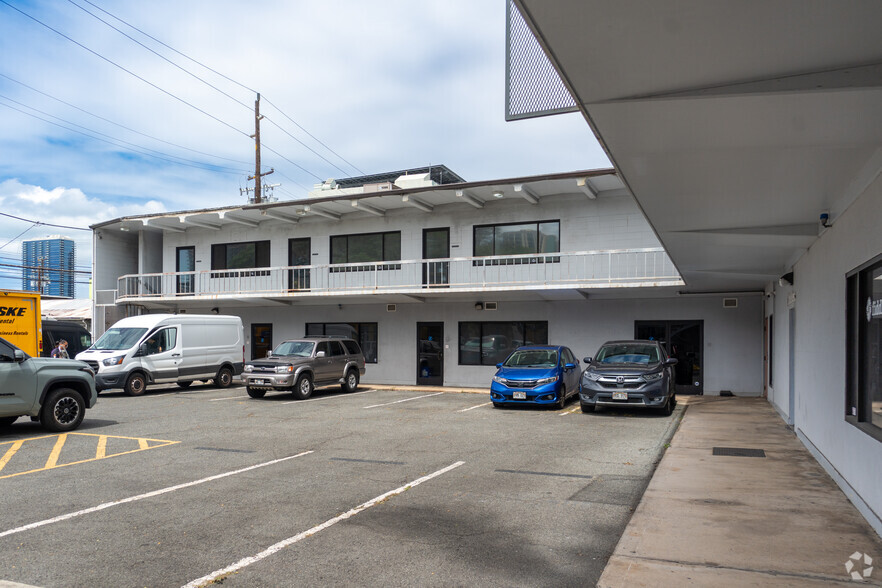 610 Ward Ave, Honolulu, HI for lease - Building Photo - Image 2 of 7