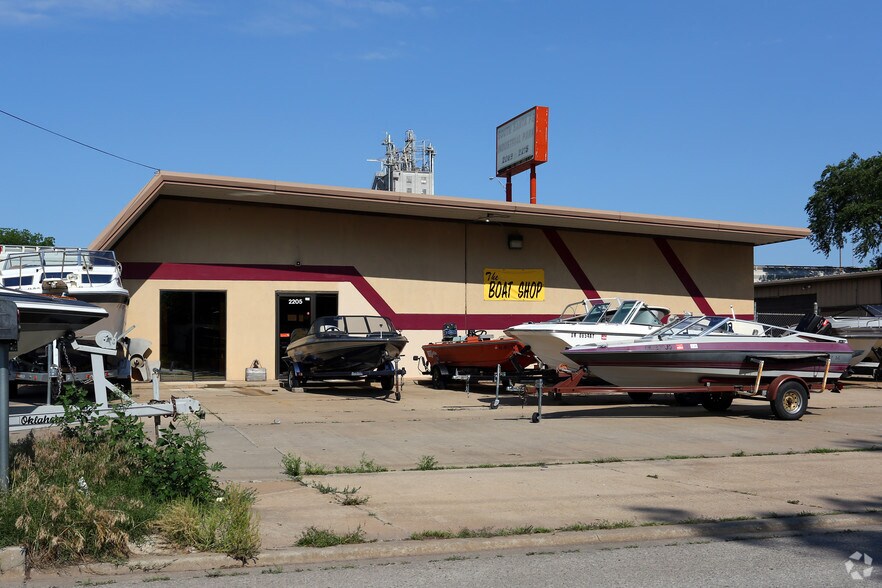 2009 S Santa Fe Ave, Oklahoma City, OK à louer - Photo principale - Image 3 de 19