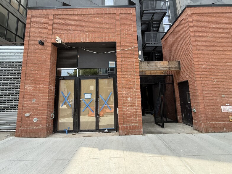 80 Ainslie St, Brooklyn, NY à louer - Photo du bâtiment - Image 3 de 8