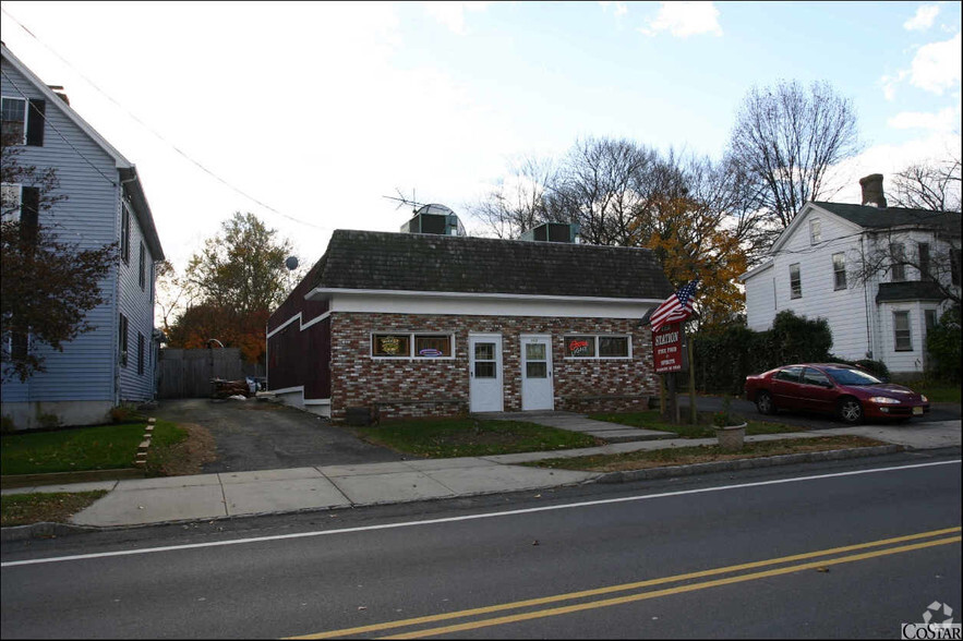 153 Washington St, Rocky Hill, NJ à vendre - Photo principale - Image 1 de 2