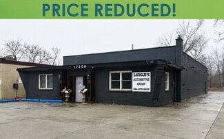 More details for 17206 E Thirteen Mile Rd, Roseville, MI - Industrial for Sale