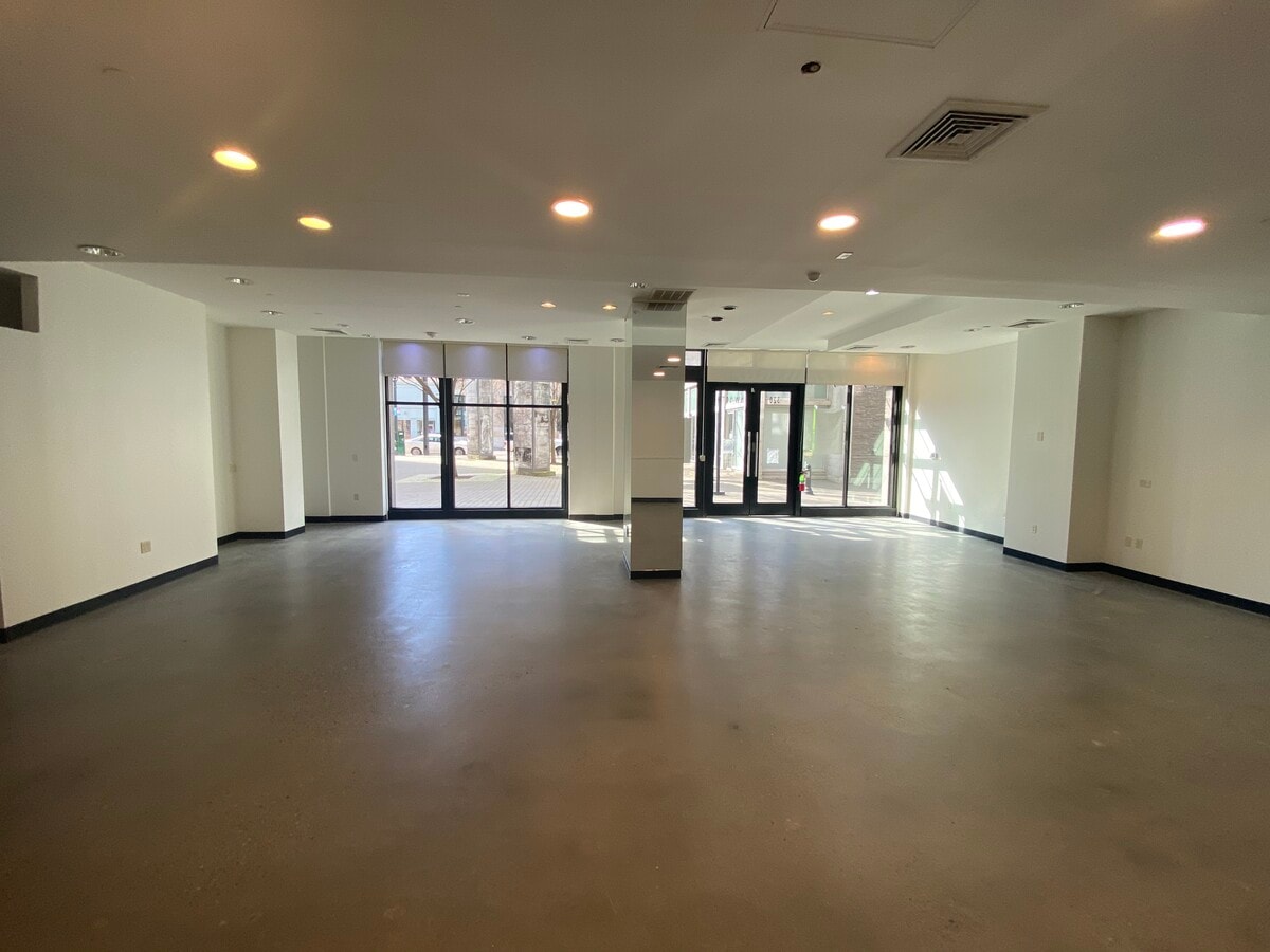 333-347 NW 9th Ave, Portland, OR 97209 - Unit Retail -  - Interior Photo - Image 1 of 15