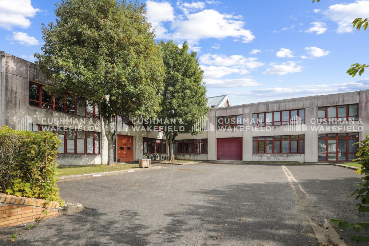 1 Rue De Terre Neuve, Les Ulis à vendre Photo du bâtiment- Image 1 de 14