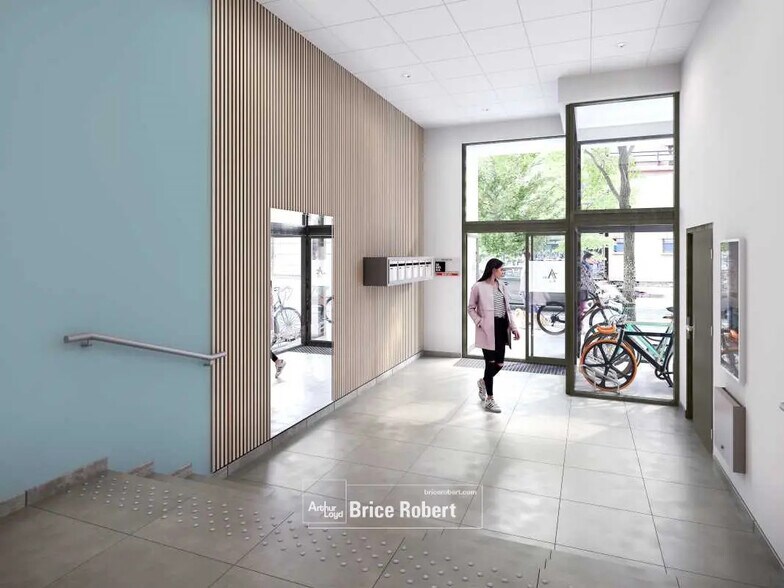 Bureau dans Lyon à vendre - Hall d’entrée - Image 2 de 4