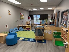 1001 E Voorhees St, Danville, IL for lease Interior Photo- Image 2 of 6