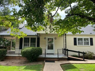Plus de détails pour 202 Memorial Dr, Greer, SC - Bureau à vendre