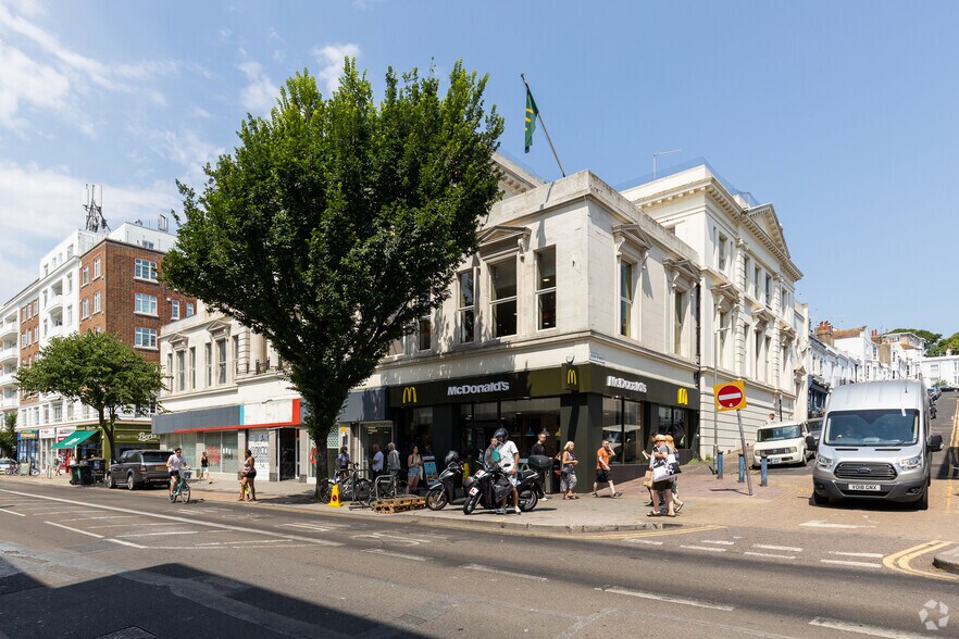 157-162 Western Rd, Brighton à louer - Photo du bâtiment - Image 3 de 3
