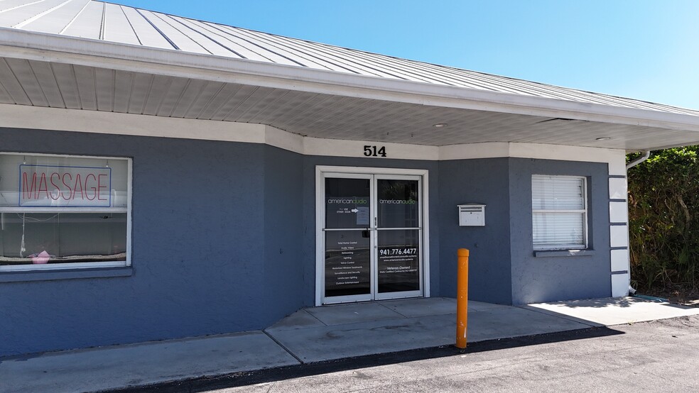 500 N Indiana Ave, Englewood, FL à louer - Photo du bâtiment - Image 3 de 3