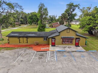 Plus de détails pour 1036 Camphor Ln, Deland, FL - Commerce de détail à vendre
