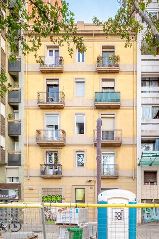 Plus de détails pour Avenida Diagonal, 324, Barcelone - Multi-résidentiel à vendre