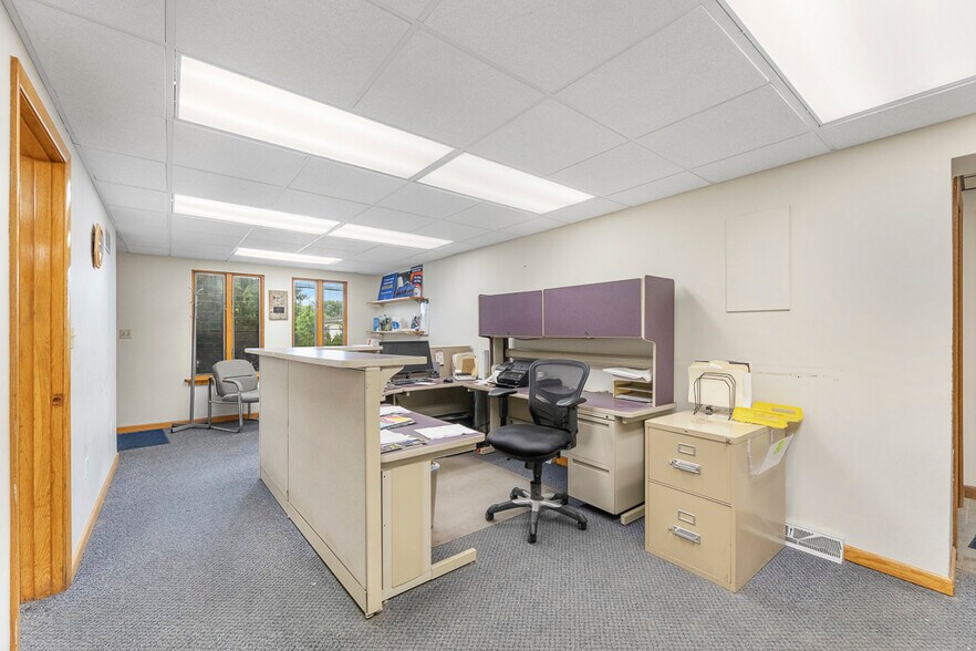 14924 Beloit Snodes Rd, Beloit, OH à louer - Photo du bâtiment - Image 3 de 96