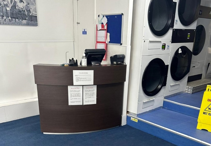 50A Pen Y Bryn, Wrexham for sale - Interior Photo - Image 2 of 6