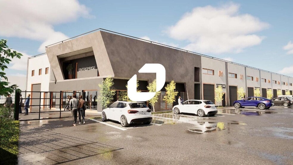 Flex in Vaux-le-Pénil for sale - Building Photo - Image 1 of 6