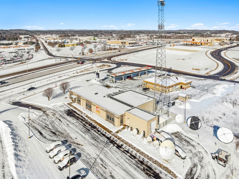 5545 WI-93 Trunk, Eau Claire, WI for sale - Building Photo - Image 2 of 2