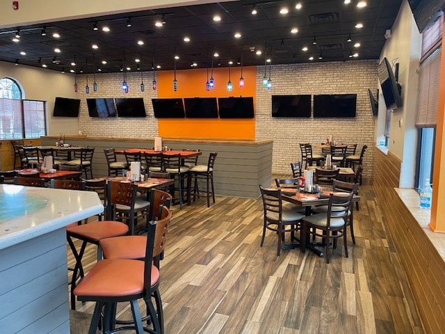 250 Route 202, Flemington, NJ for lease Interior Photo- Image 1 of 2