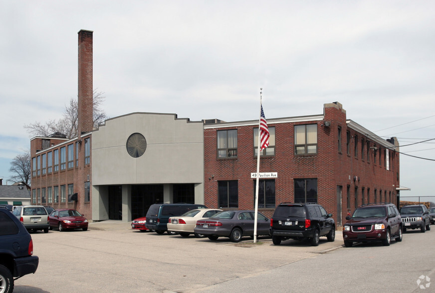 49 Pavilion Ave, Providence, RI à louer - Photo du bâtiment - Image 2 de 13