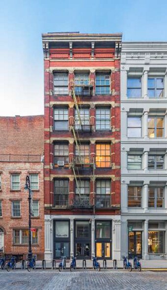 109-111 Spring St, New York, NY à vendre - Photo du bâtiment - Image 2 de 8