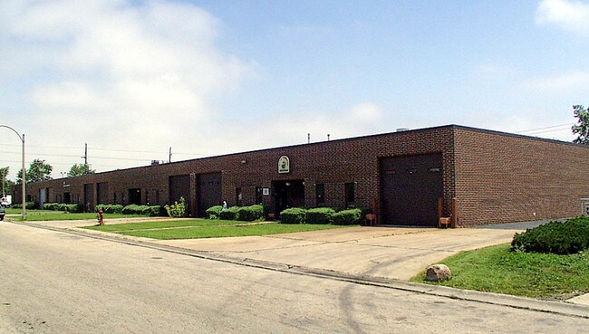 Plus de détails pour 450-460 Dominic Ct, Franklin Park, Franklin Park, IL - Industriel à louer