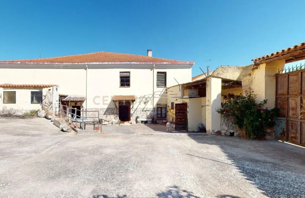 Immeuble residentiel dans Villalbilla, Madrid à vendre Autre- Image 1 de 3