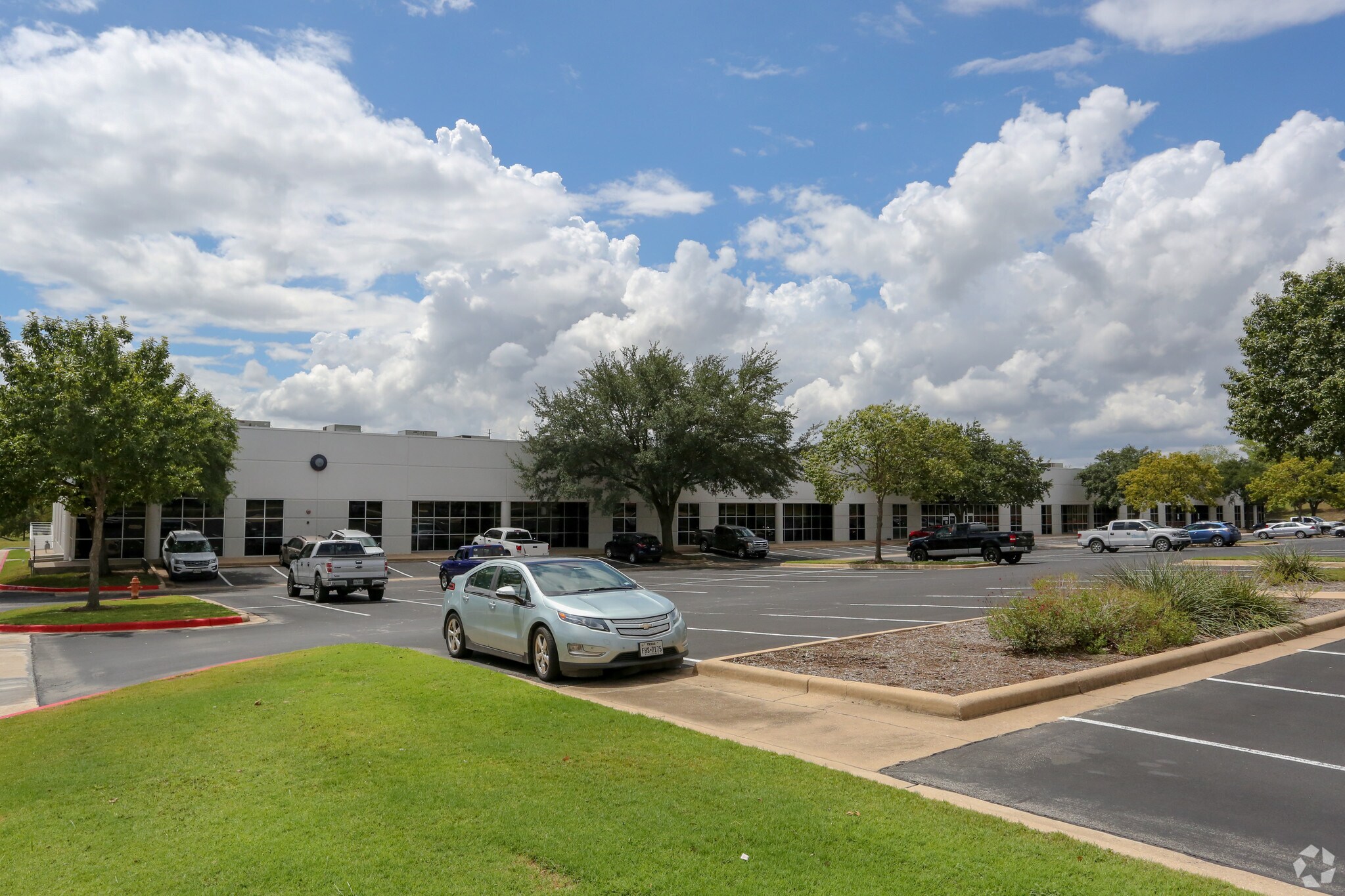 7901 E Riverside Dr, Austin, TX à louer Photo du bâtiment- Image 1 de 6