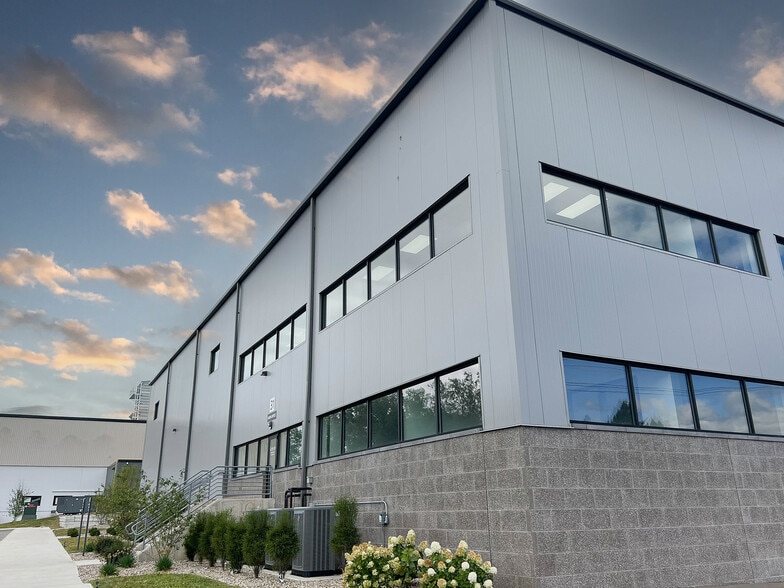 2950 Prairie St SW, Grandville, MI à vendre - Photo du bâtiment - Image 3 de 19