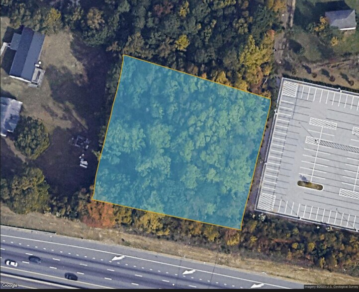 705 Cobb St, Lowell, NC for sale - Building Photo - Image 3 of 4