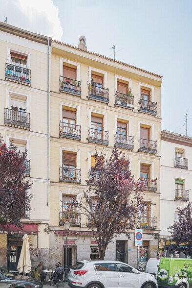 Calle de Miguel Servet, 15, Madrid, Madrid à vendre - Photo du bâtiment - Image 2 de 4