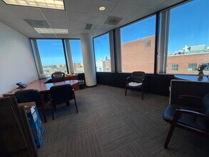 600 4th St, Sioux City, IA for lease Interior Photo- Image 2 of 16