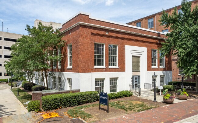 Plus de détails pour 700 W Main St, Durham, NC - Bureau à louer