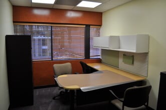 123 N Lake Ave, Pasadena, CA for lease Interior Photo- Image 2 of 4