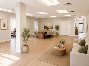 1373 Broad St, Clifton, NJ for lease Interior Photo- Image 2 of 4