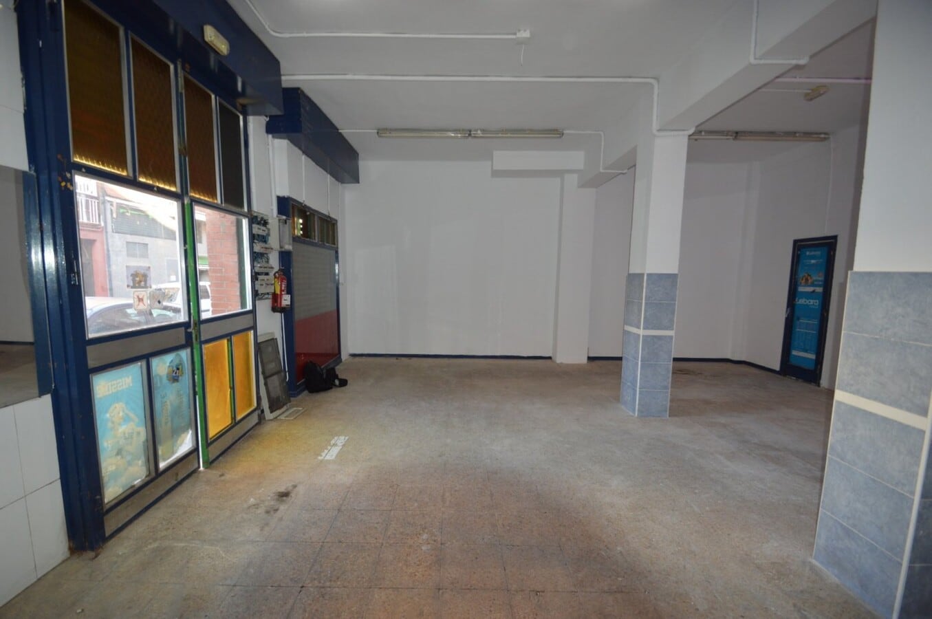 Santa Coloma de Gramenet, BAR 08923 - Unit - -  - Interior Photo - Image 1 of 15