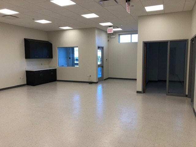 4653 W Polk St, Chicago, IL for lease - Interior Photo - Image 2 of 6