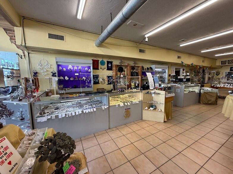 121 W International Speedway Blvd, Daytona Beach, FL à vendre - Photo intérieure - Image 3 de 10