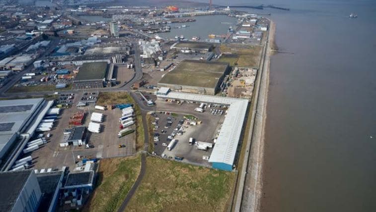 Wickham Rd, Grimsby for lease - Building Photo - Image 3 of 4