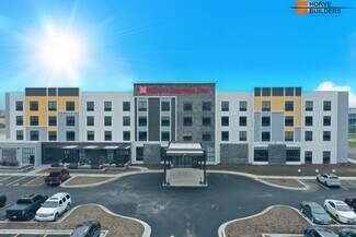 Plus de détails pour 100 Coles Centre Pky, Mattoon, IL - Services hôteliers à vendre