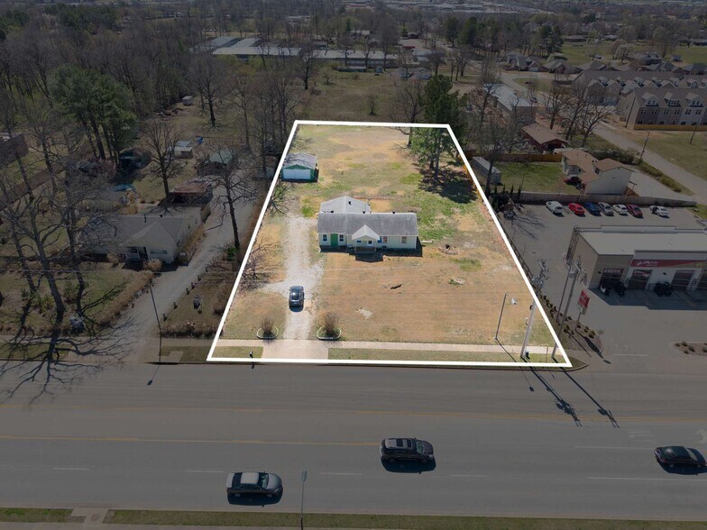 5085 & 5119 Elm Springs Rd portefeuille de 2 propriétés à vendre sur LoopNet.ca - Photo principale - Image 1 de 12