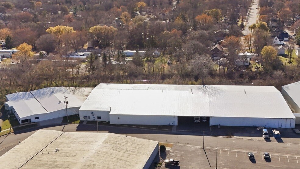 150 Industrial Park Rd SE, Cokato, MN à vendre - Photo du bâtiment - Image 3 de 22