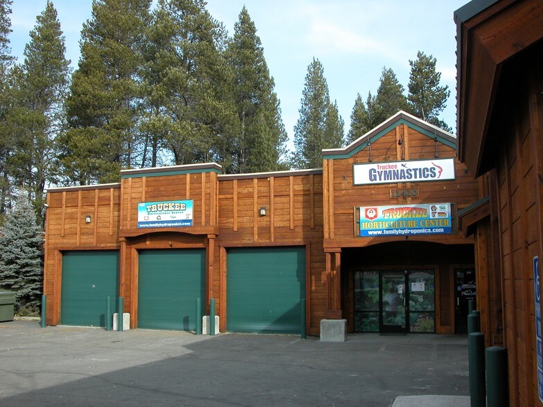 11448 Deerfield Dr, Truckee, CA à louer - Photo du bâtiment - Image 3 de 13