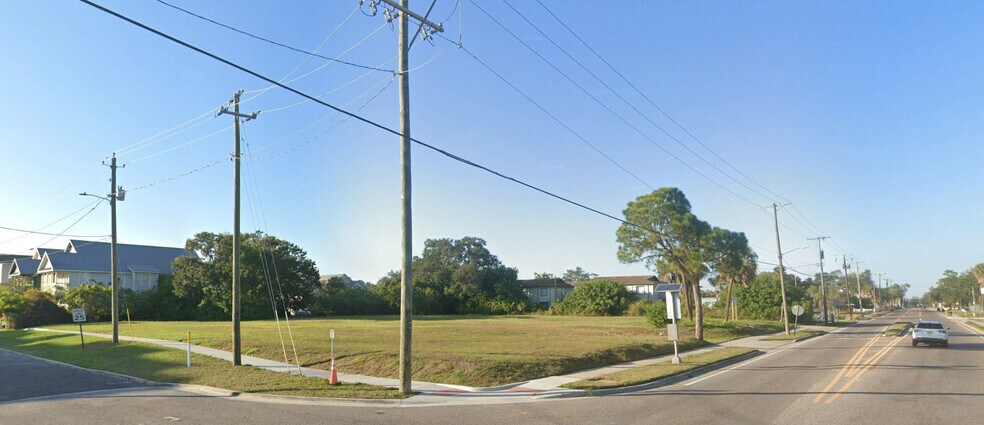 6803-6815 S West Shore Blvd, Tampa, FL à vendre - Photo du bâtiment - Image 2 de 3