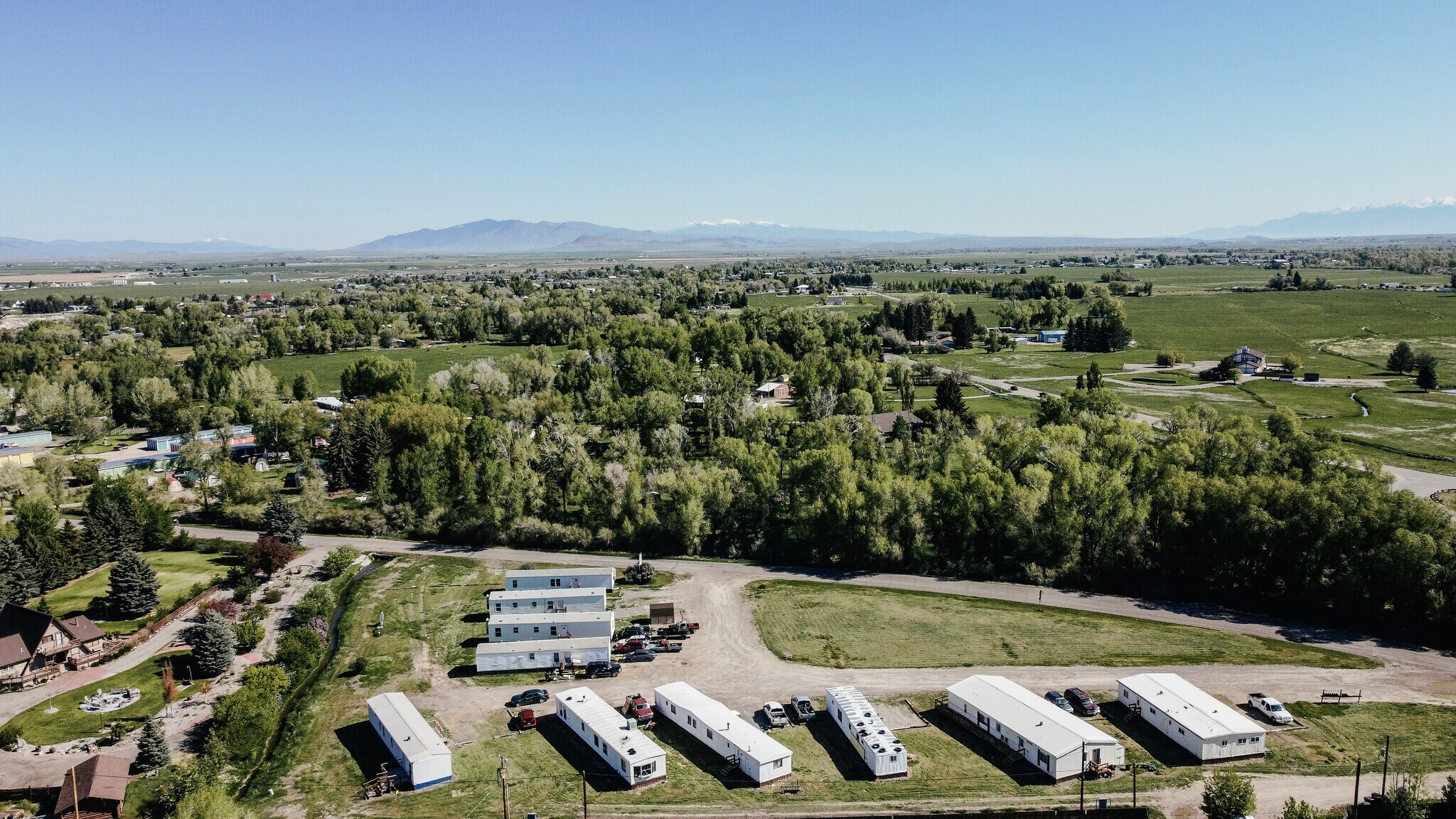250 Pioneer Dr, Dillon, MT à vendre Photo du bâtiment- Image 1 de 6