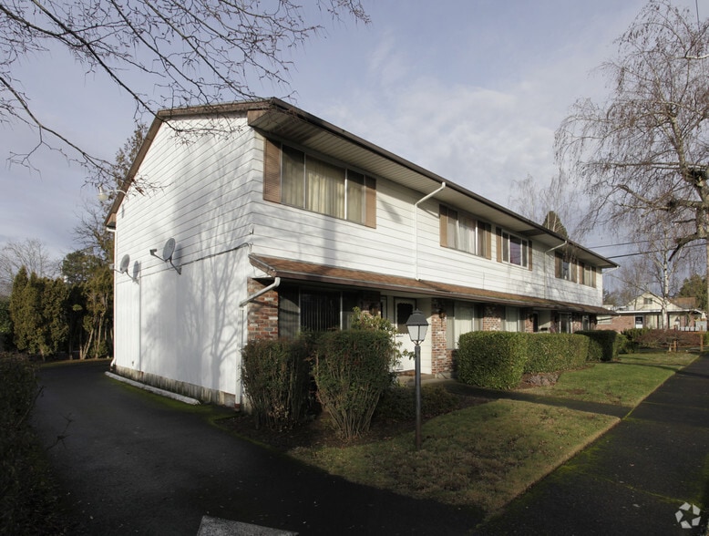 918 V St, Vancouver, WA à vendre - Photo du bâtiment - Image 2 de 2