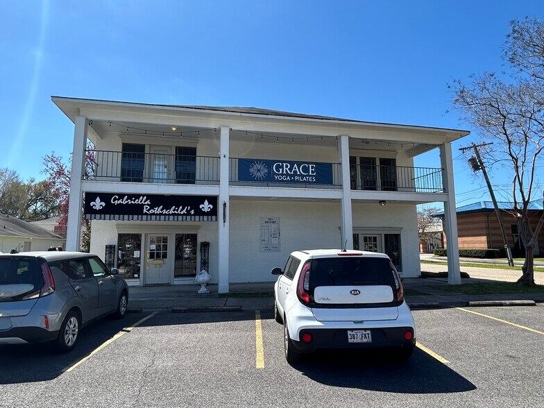 7384-7388 Highland Dr, Baton Rouge, LA à vendre - Photo du bâtiment - Image 2 de 27