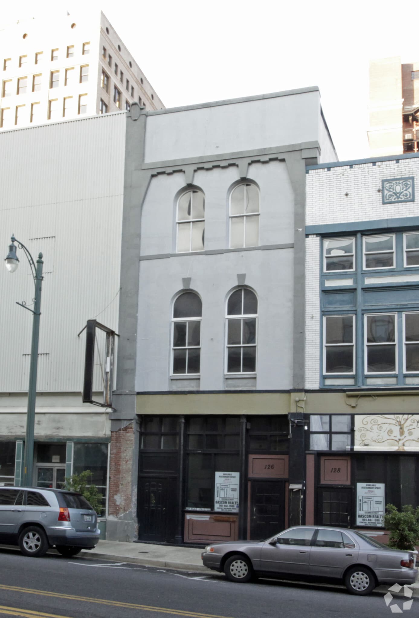 Prime Downtown Memphis Investment portfolio of 3 properties for sale on LoopNet.ca Primary Photo- Image 1 of 4