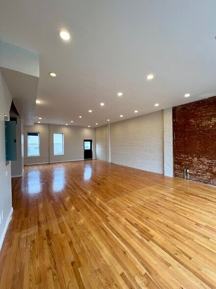 1270-1272 Bay St, Staten Island, NY à louer - Photo du bâtiment - Image 3 de 6