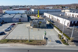 Plus de détails pour 2214 Plainfield Pike, Cranston, RI - Commerce de détail à vendre