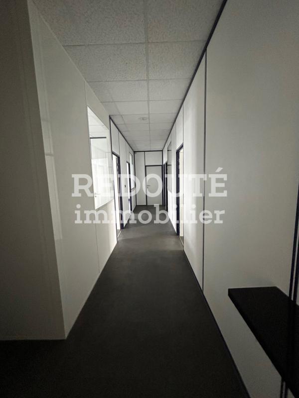 Office in Bétheny for sale Interior Photo- Image 1 of 11