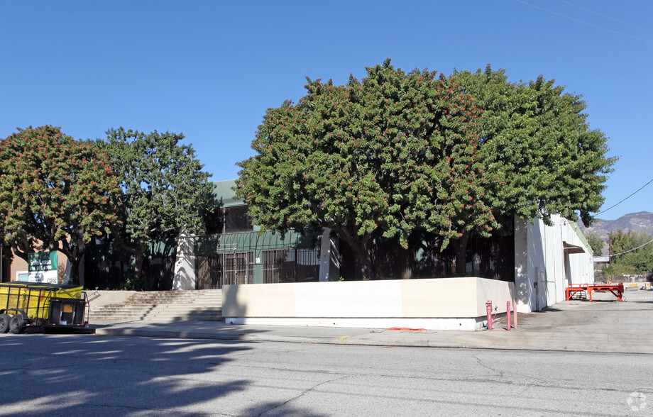 12950 Bradley Ave, Sylmar, CA for lease - Building Photo - Image 1 of 14