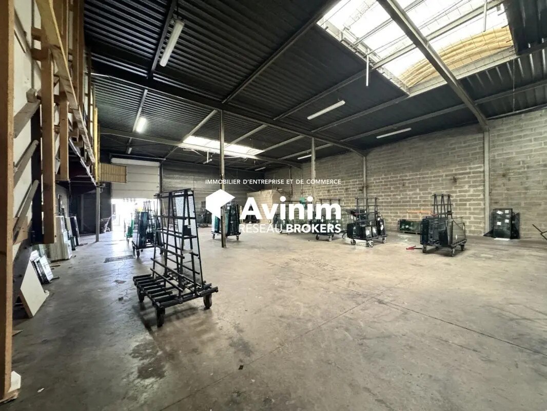 Industrial in Bobigny for lease Interior Photo- Image 1 of 4